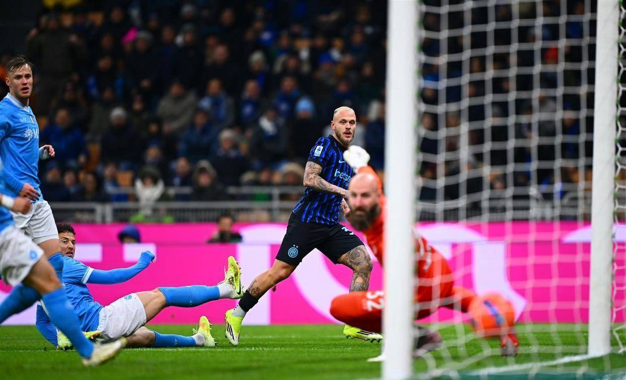 联赛冠军出局！欧冠最耻辱主帅诞生，7次欧冠仅17胜，算不上名帅