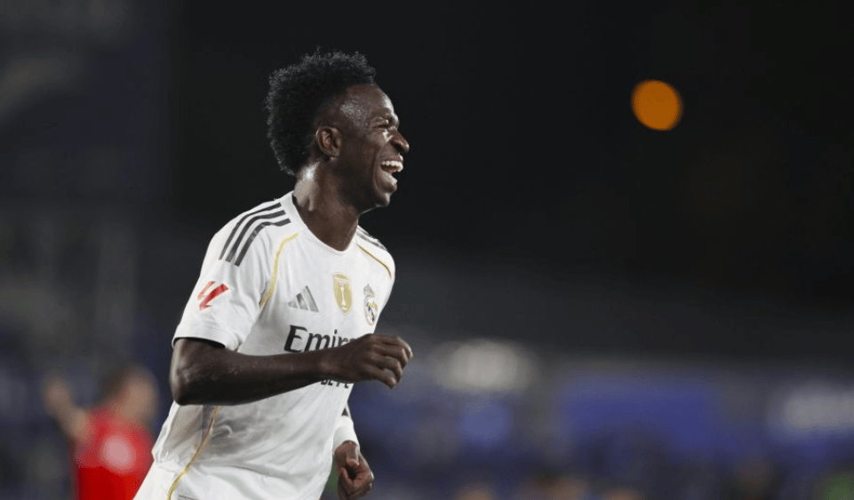 欧冠悲喜一夜！意甲冠军1-1爆冷，欧冠之王6-1大胜，卫冕冠军1-2被绝杀